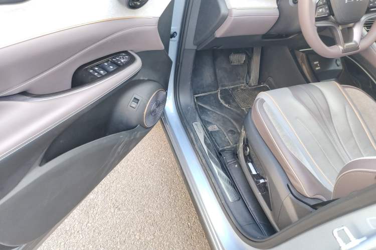 Used BYD Frigate 07 2023 DM-i 100KM Flagship Model Interior 3