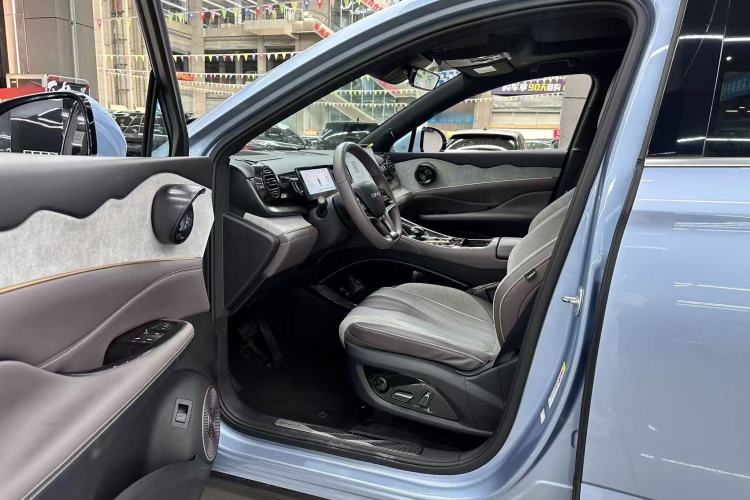 Used BYD Frigate 07 2023 DM-i 100KM Flagship Model Interior 4