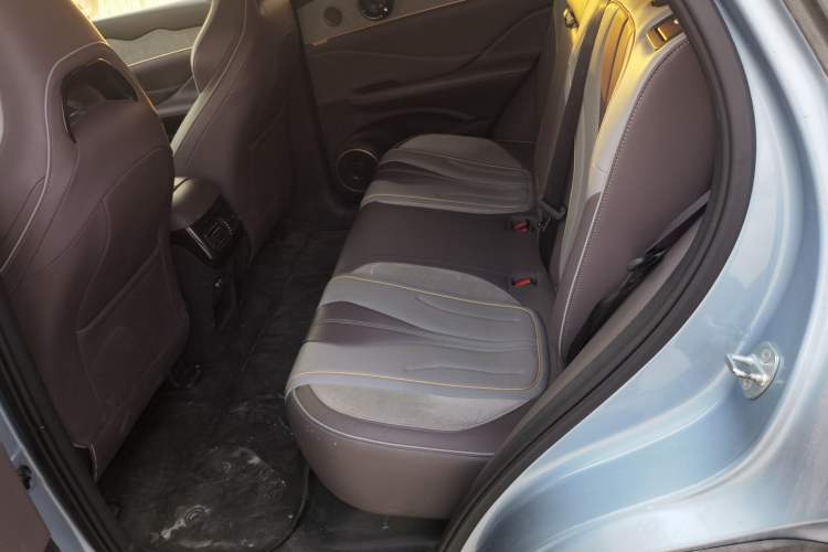 Used BYD Frigate 07 2023 DM-i 100KM Flagship Model Interior 4
