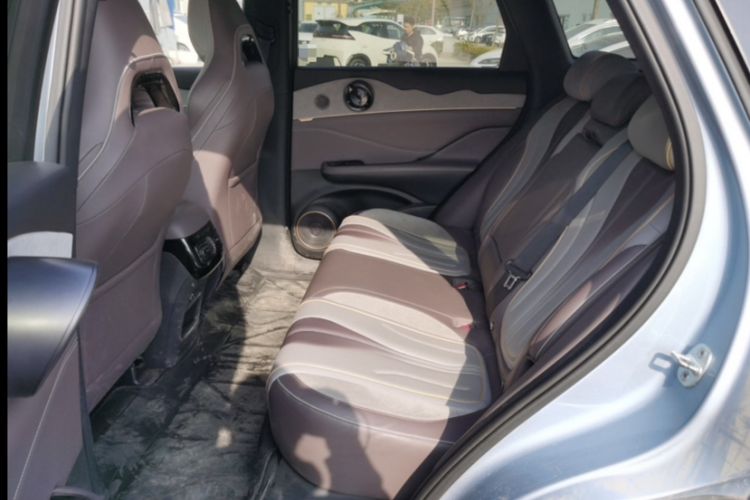 Used BYD Frigate 07 2023 DM-i 100KM Flagship Model Interior 4