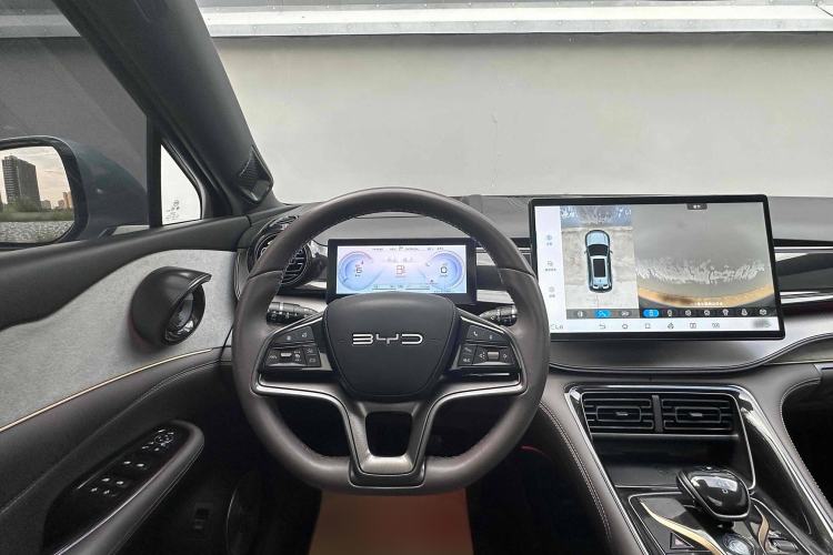 Used BYD Frigate 07 2023 DM-i 100KM Flagship Model Interior 4