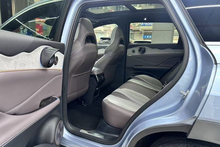 Used BYD Frigate 07 2023 DM-i 100KM Flagship Model Interior 5