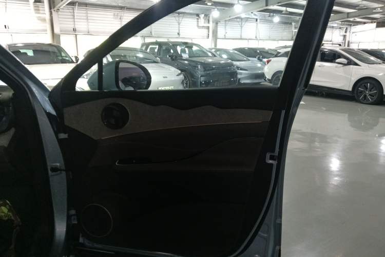 Used BYD Frigate 07 2023 DM-i 100KM Flagship Model Interior 5
