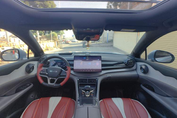 Used BYD Frigate 07 2023 DM-i 100KM Flagship Model Interior 5