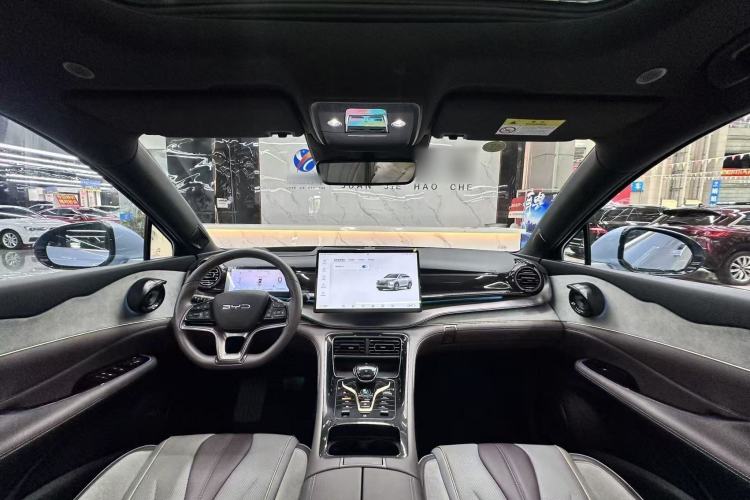 Used BYD Frigate 07 2023 DM-i 100KM Flagship Model Interior 7