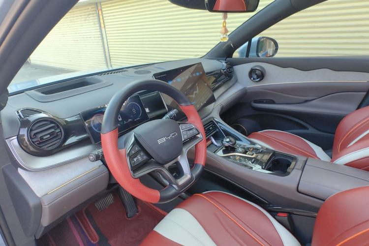 Used BYD Frigate 07 2023 DM-i 100KM Flagship Model Interior 7