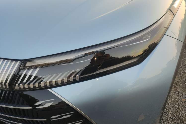 Used BYD Frigate 07 2023 DM-i 100KM Flagship Model Left Front Headlight