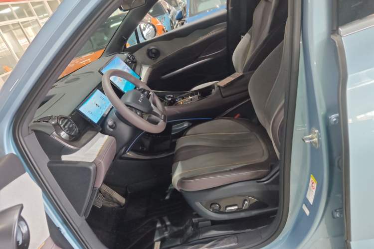 Used BYD Frigate 07 2023 DM-i 205KM Flagship Model Left Front Seat