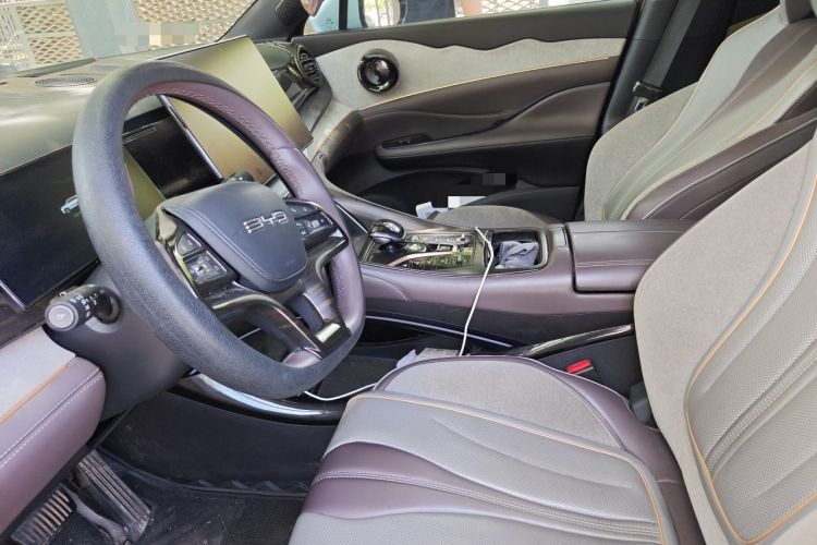 Used BYD Frigate 07 2023 DM-i 205KM Flagship Model Left Front Seat