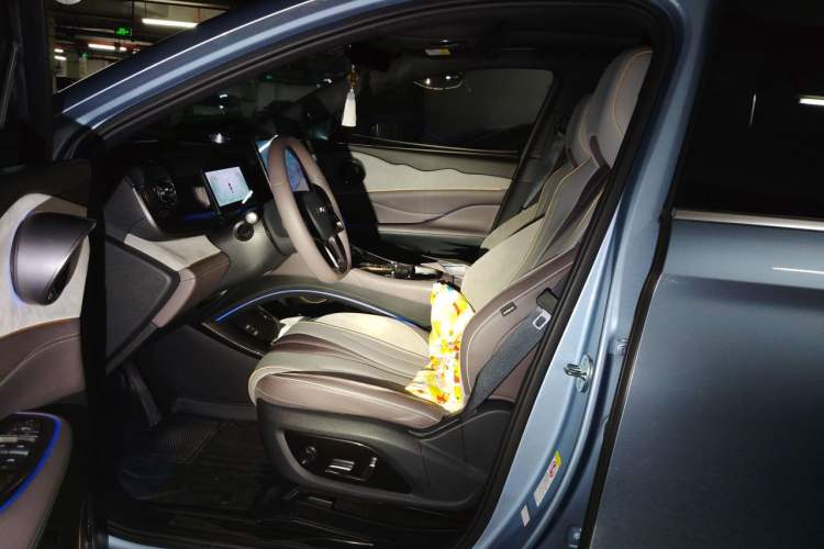 Used BYD Frigate 07 2023 DM-i 100KM Flagship Model Left Front Seat