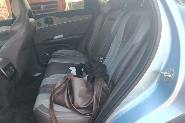 Used BYD Frigate 07 2023 DM-i 205KM Flagship Model Left Rear Seat