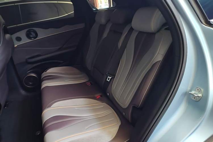 Used BYD Frigate 07 2023 DM-i 100KM Prestige Model Left Rear Seat