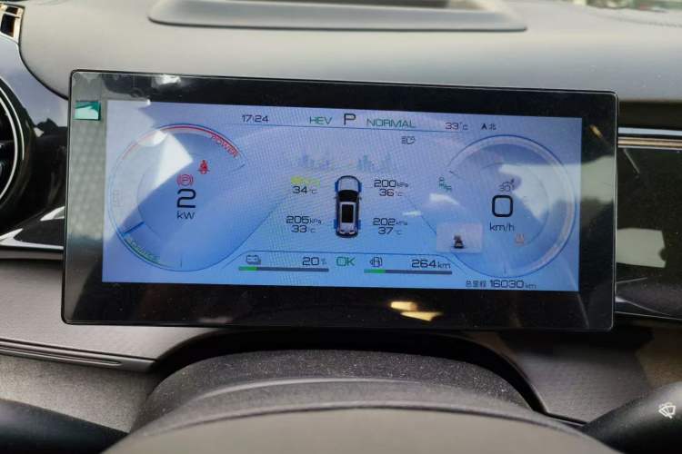 Used BYD Frigate 07 2023 DM-i 100KM Flagship Model Odometer Close Up