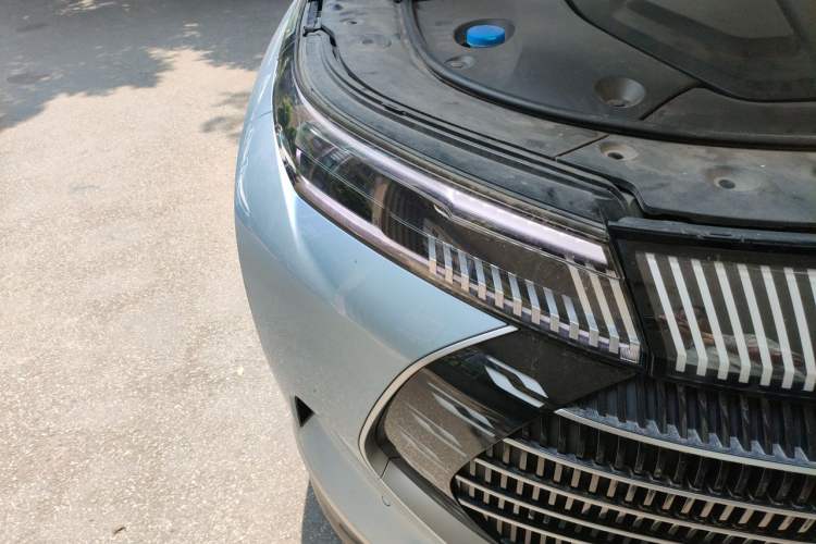 Used BYD Frigate 07 2023 DM-i 205KM Prestige Model Right Front Headlight