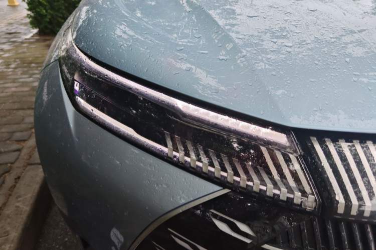 Used BYD Frigate 07 2023 DM-i 100KM Flagship Model Right Front Headlight
