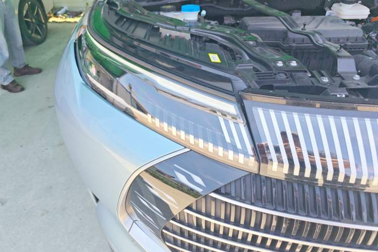 Used BYD Frigate 07 2023 DM-i 100KM Flagship Model Right Front Headlight