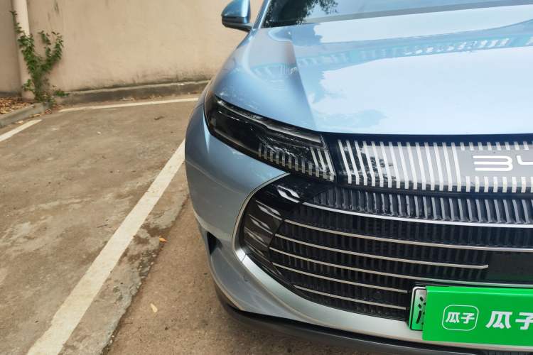 Used BYD Frigate 07 2023 DM-p 175 km Four-Wheel Drive Flagship Model Right Front Headlight