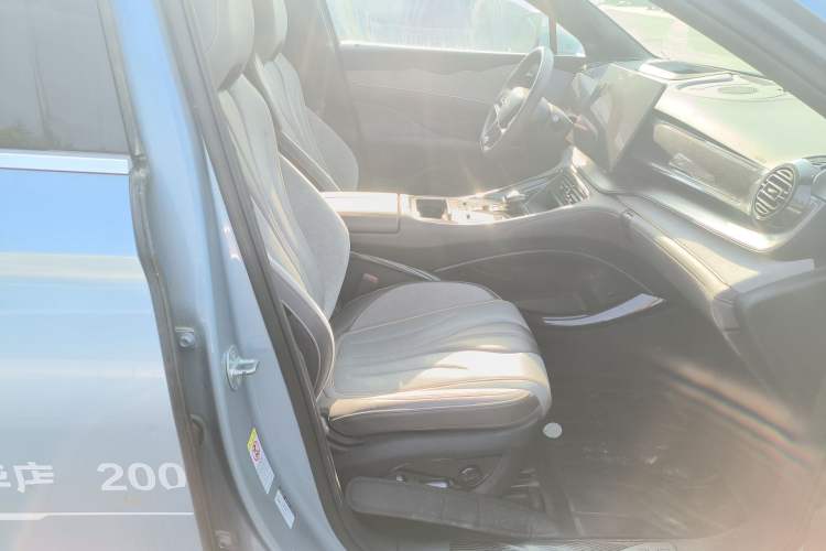Used BYD Frigate 07 2023 DM-i 100KM Flagship Model Right Front Seat