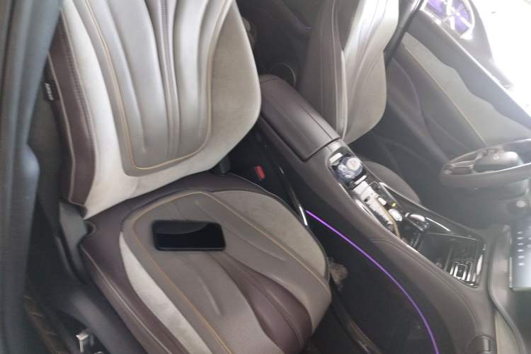 Used BYD Frigate 07 2023 DM-i 205KM Prestige Model Right Front Seat