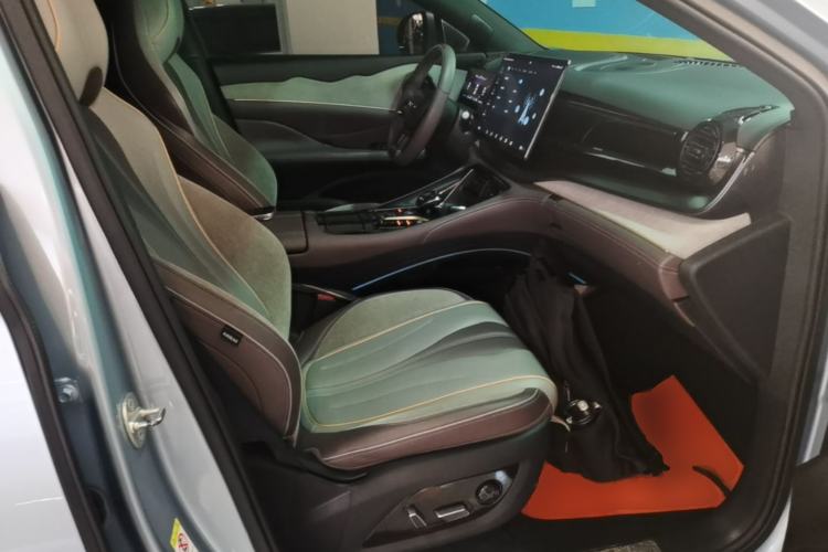 Used BYD Frigate 07 2023 DM-i 100KM Prestige Model Right Front Seat