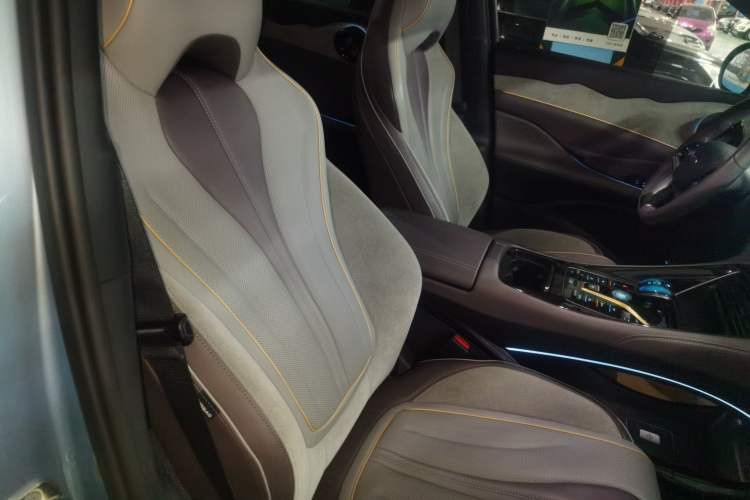 Used BYD Frigate 07 2023 DM-i 205KM Flagship Model Right Front Seat
