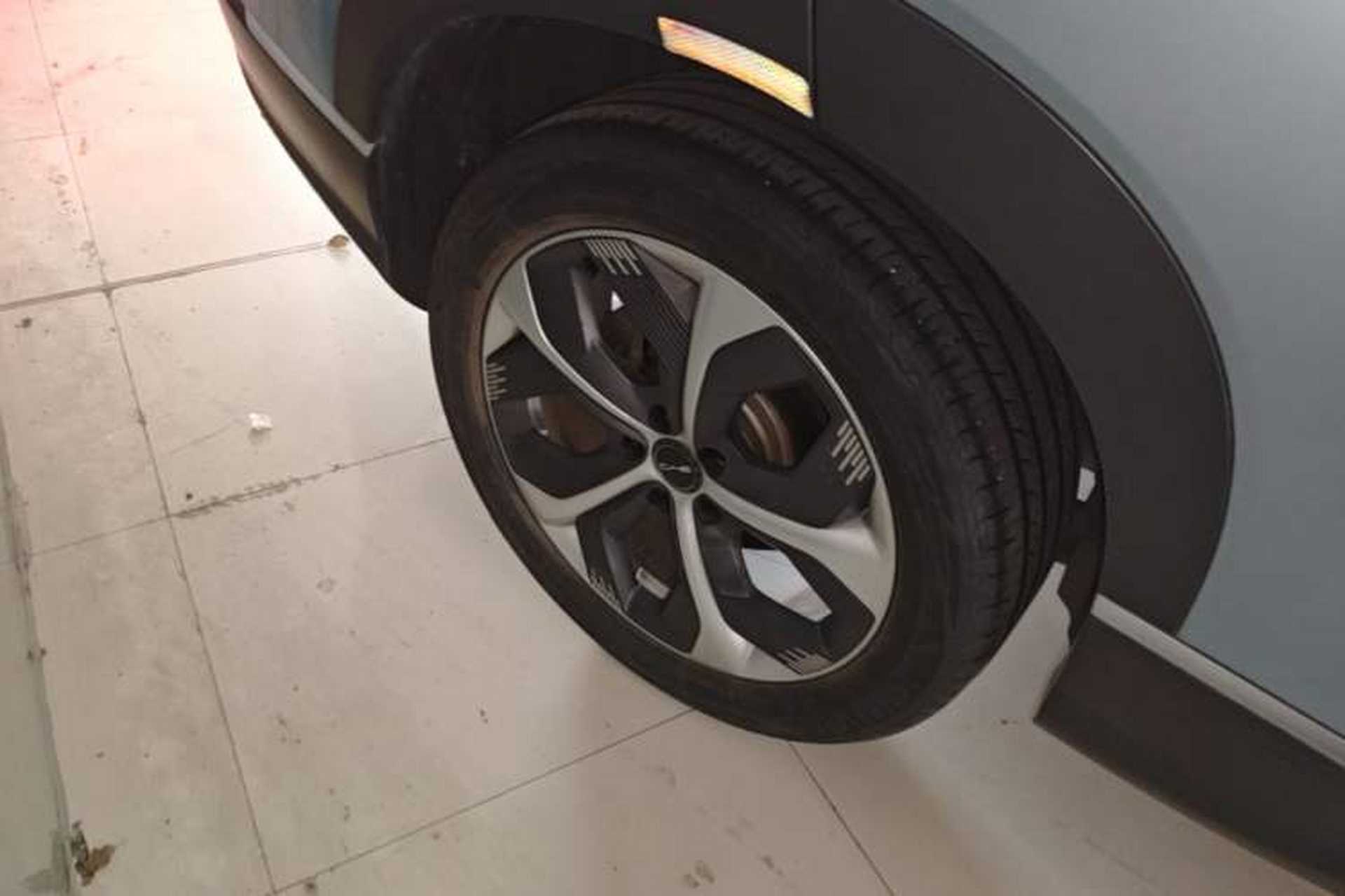 Used BYD Frigate 07 2023 DM-i 100KM Prestige Model Right Rear Wheel Hub