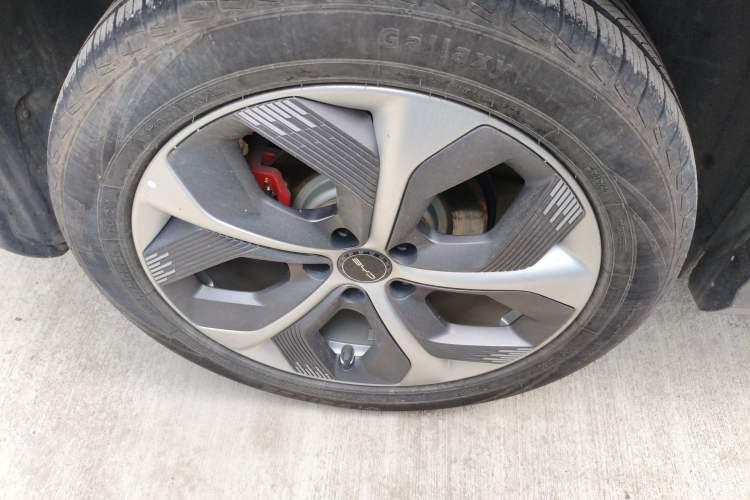 Used BYD Frigate 07 2023 DM-p 175 km Four-Wheel Drive Flagship Model Right Rear Wheel Hub
