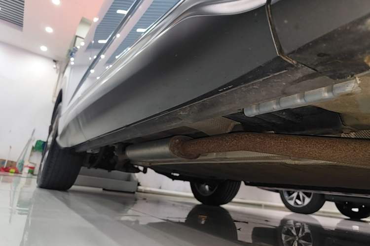 Used BYD Frigate 07 2023 DM-i 100KM Flagship Model Right Side Sill