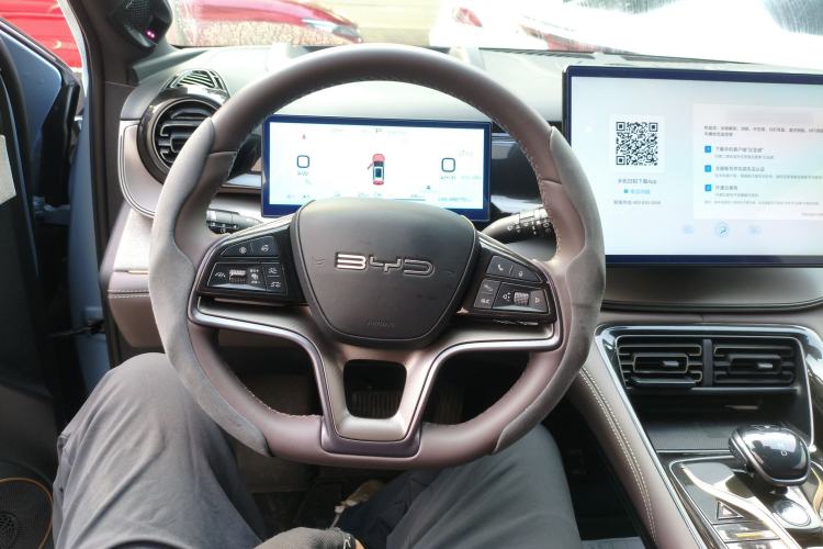 Used BYD Frigate 07 2023 DM-p 175 km Four-Wheel Drive Flagship Model Steering Wheel