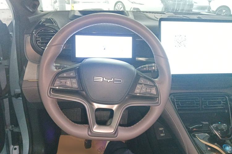 Used BYD Frigate 07 2023 DM-i 100KM Flagship Model Steering Wheel