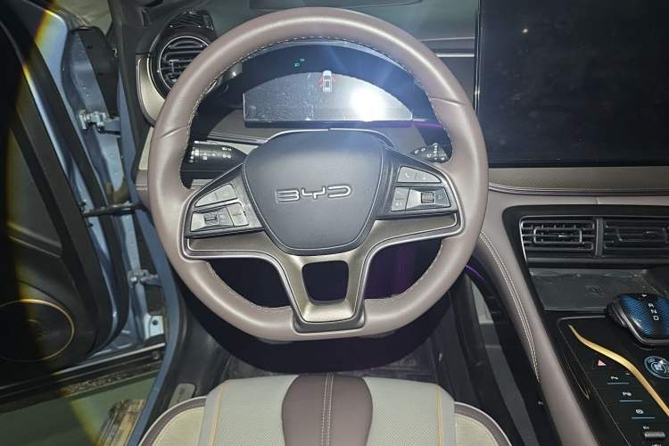 Used BYD Frigate 07 2023 DM-i 100KM Flagship Model Steering Wheel