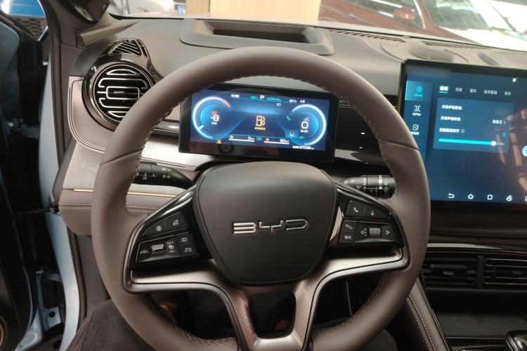 Used BYD Frigate 07 2023 DM-i 100KM Flagship Model Steering Wheel