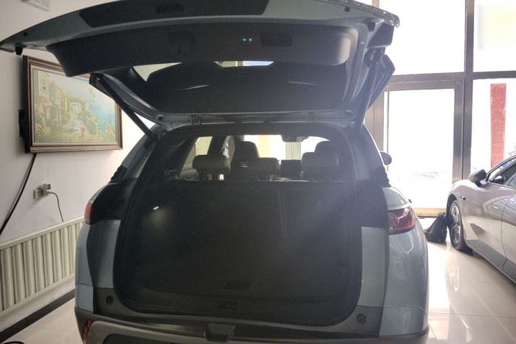 Used BYD Frigate 07 2023 DM-i 100KM Flagship Model Trunk