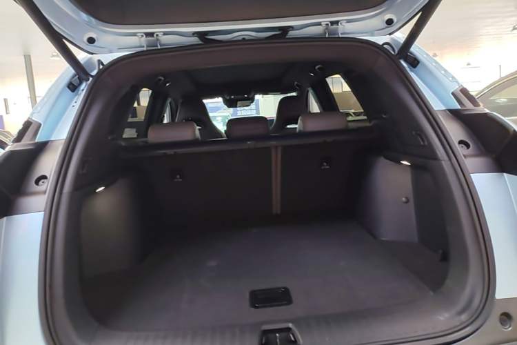 Used BYD Frigate 07 2023 DM-i 100KM Prestige Model Trunk