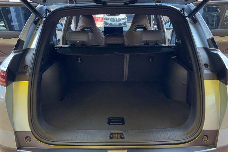 Used BYD Frigate 07 2023 DM-i 100KM Flagship Model Trunk