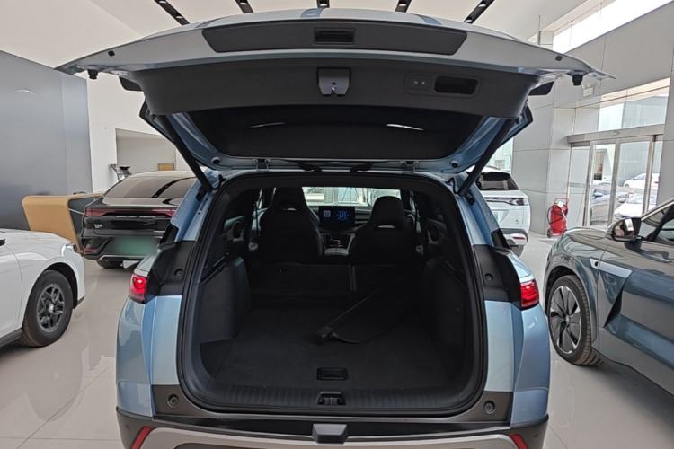 Used BYD Frigate 07 2023 DM-i 100KM Prestige Model Trunk