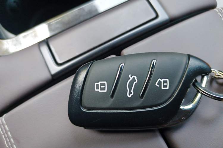 Used BYD Frigate 07 2023 DM-i 100KM Prestige Model Vehicle Key