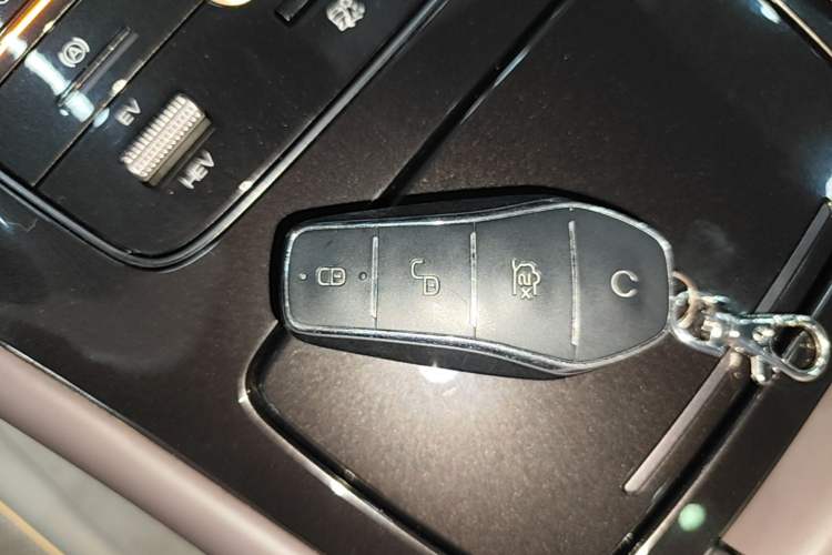 Used BYD Frigate 07 2023 DM-i 100KM Flagship Model Vehicle Key