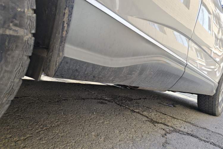 Used BYD Frigate 07 2023 DM-i 100KM Flagship Model Chassis Rear Right