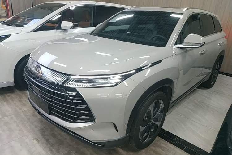 Używany BYD Frigate 07 2023 DM-i 100KM Flagship Model Guazi used car, China used car export, Used car for sale, Used cars, Cheapest cars for sale