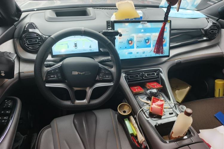 Used BYD Frigate 07 2023 DM-i 205KM Flagship Model Center Console