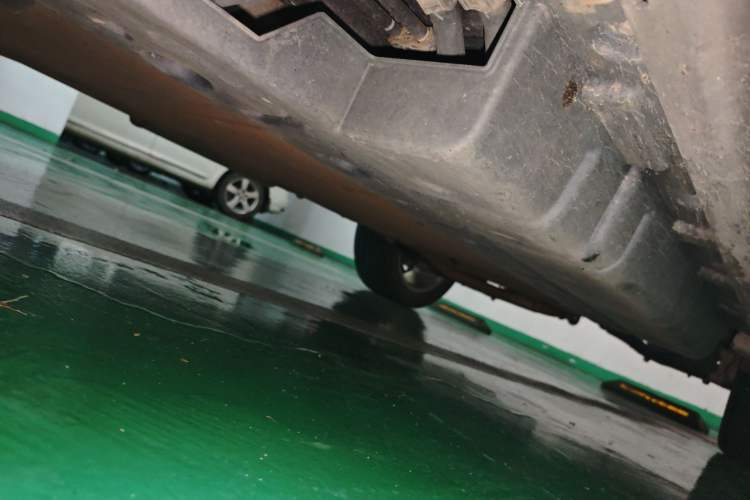 Used BYD Frigate 07 2023 DM-i 100KM Flagship Model Chassis Front Left