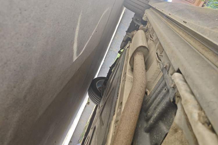 Used BYD Frigate 07 2023 DM-i 100KM Prestige Model Chassis Front Right