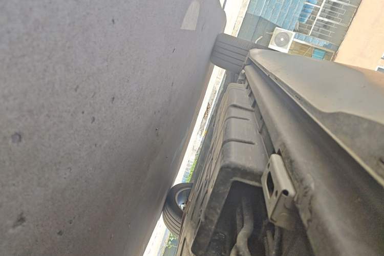Used BYD Frigate 07 2023 DM-i 100KM Prestige Model Chassis Rear Left