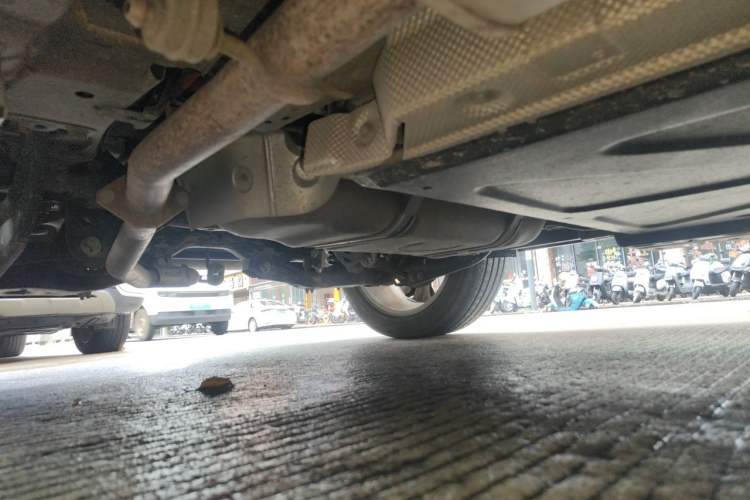 Used BYD Frigate 07 2023 DM-i 100KM Prestige Model Chassis Rear Right