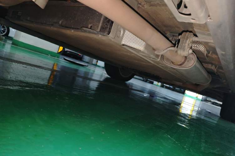Used BYD Frigate 07 2023 DM-i 100KM Flagship Model Chassis Rear Right