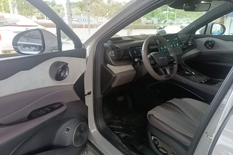 Used BYD Frigate 07 2023 DM-i 100KM Flagship Model Driver Seat