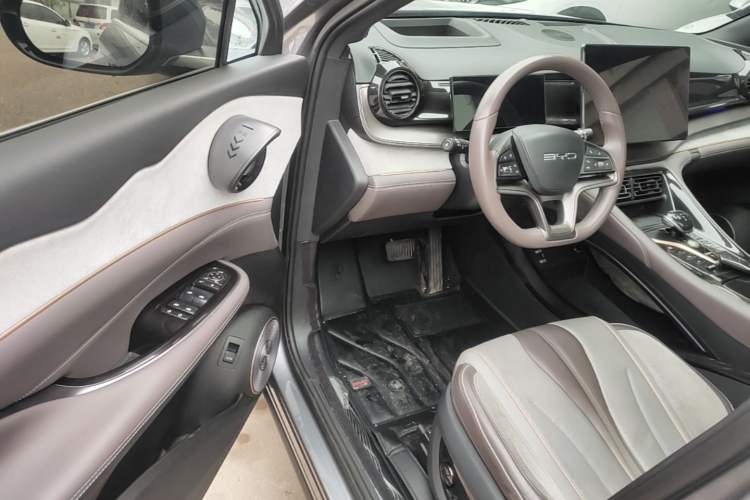 Used BYD Frigate 07 2023 DM-i 100KM Flagship Model Driver Seat