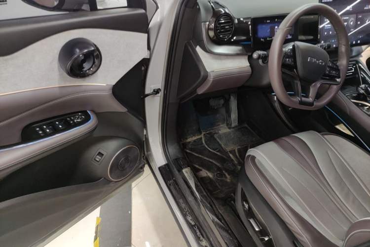 Used BYD Frigate 07 2023 DM-i 100KM Prestige Model Driver Seat
