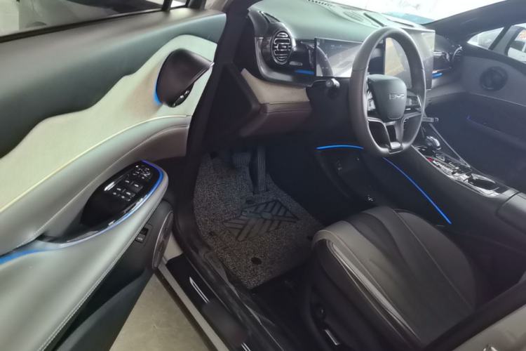 Used BYD Frigate 07 2023 DM-i 100KM Prestige Model Driver Seat